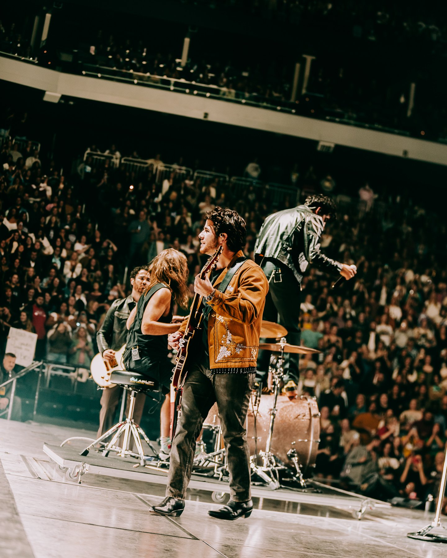 20231120_Milwaukee_Gellman_Jonas_27
