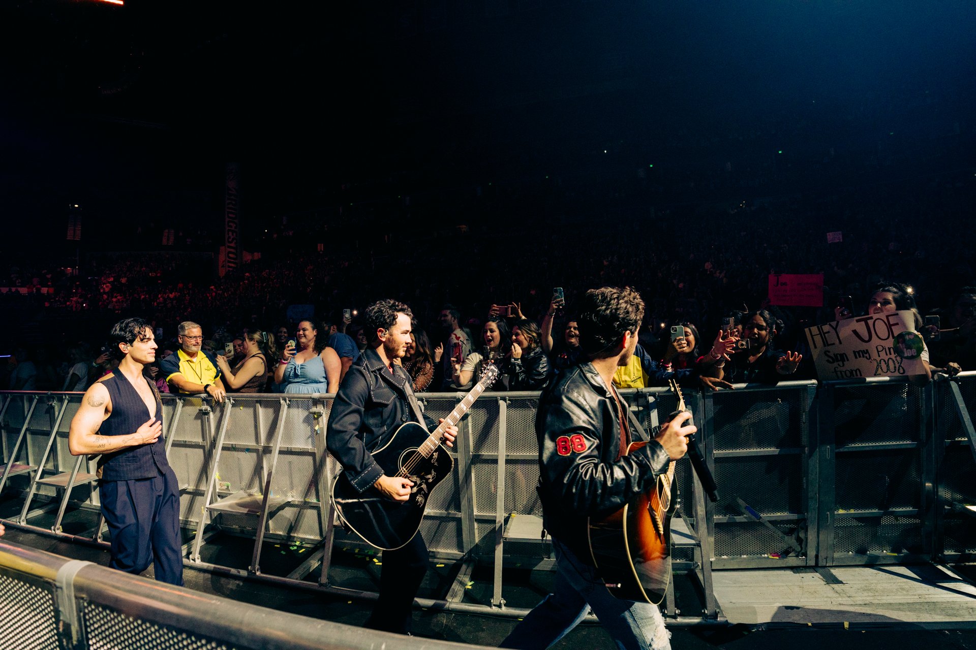 JB_10.9.23_show_11