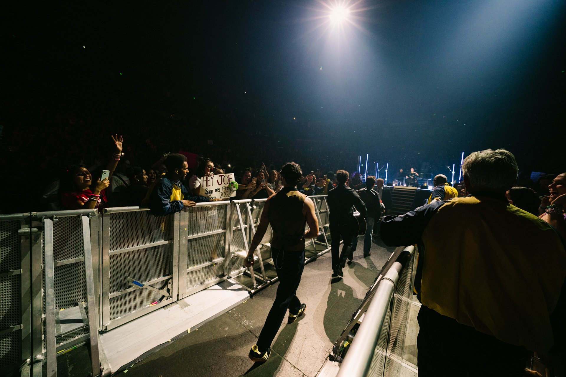 JB_10.9.23_show_12
