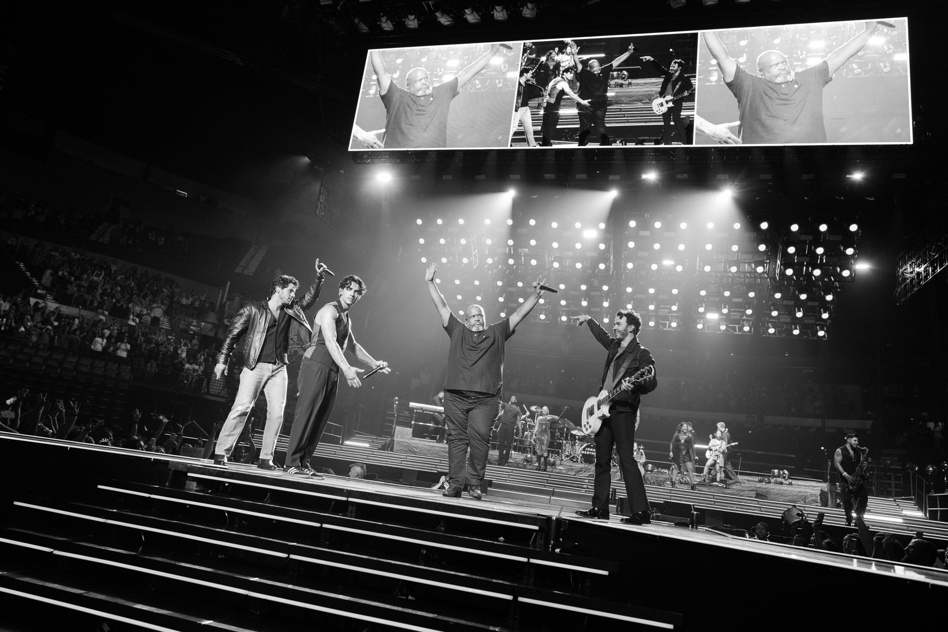 JB_10.9.23_show_22