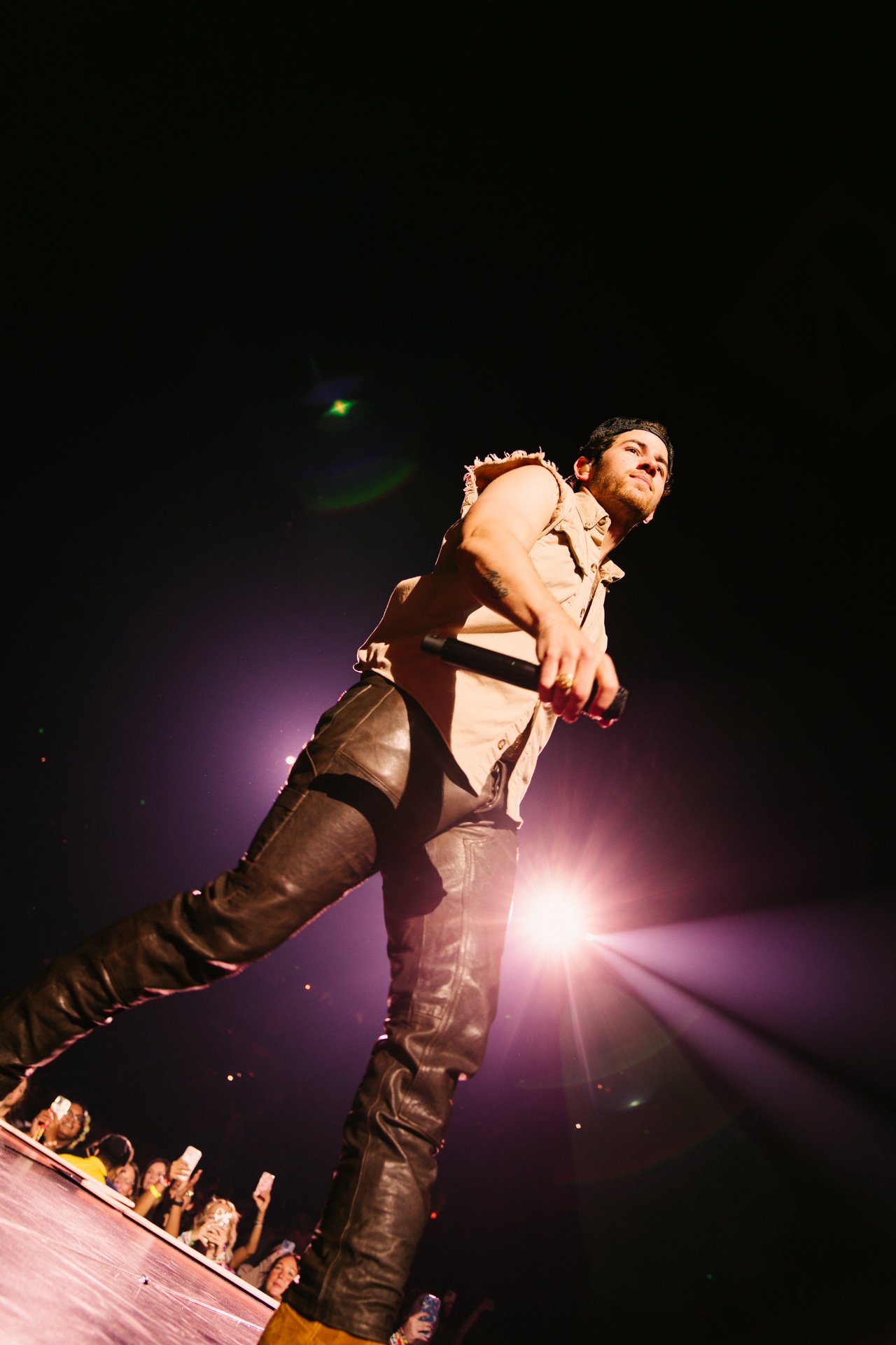 JB_10.9.23_show_26