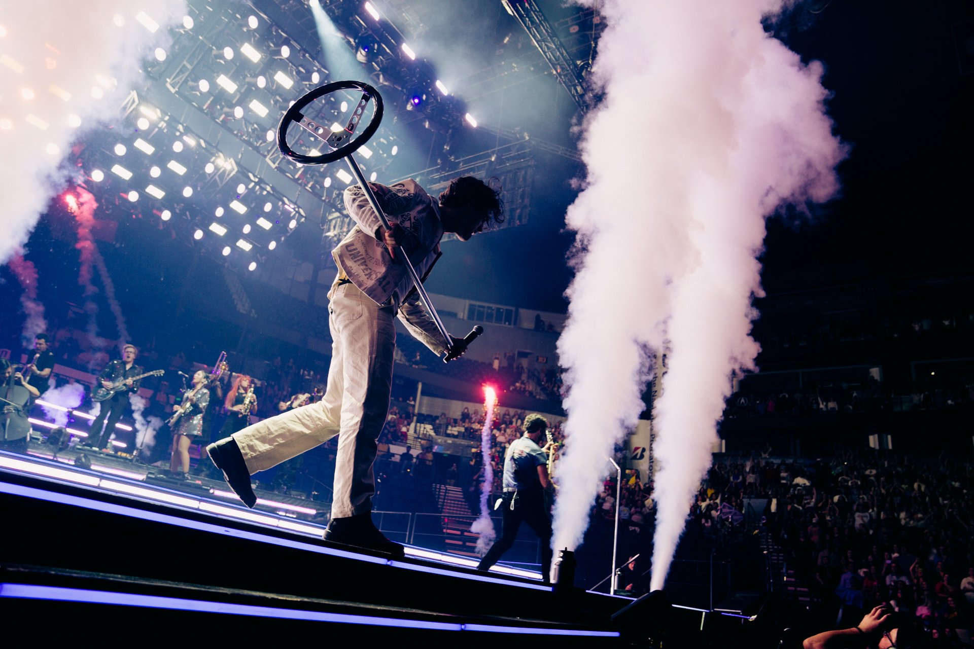 JB_10.9.23_show_38