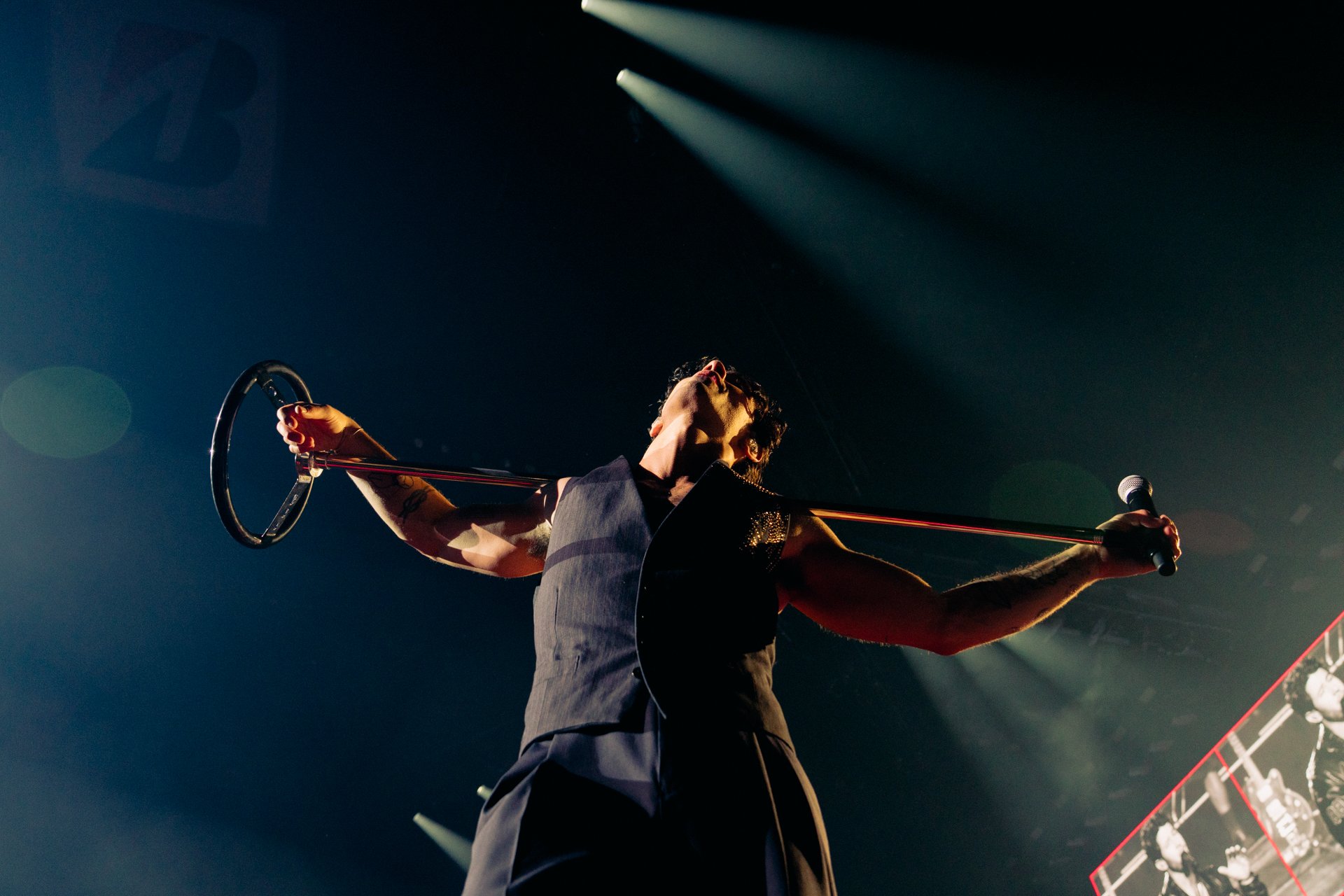 JB_10.9.23_show_5