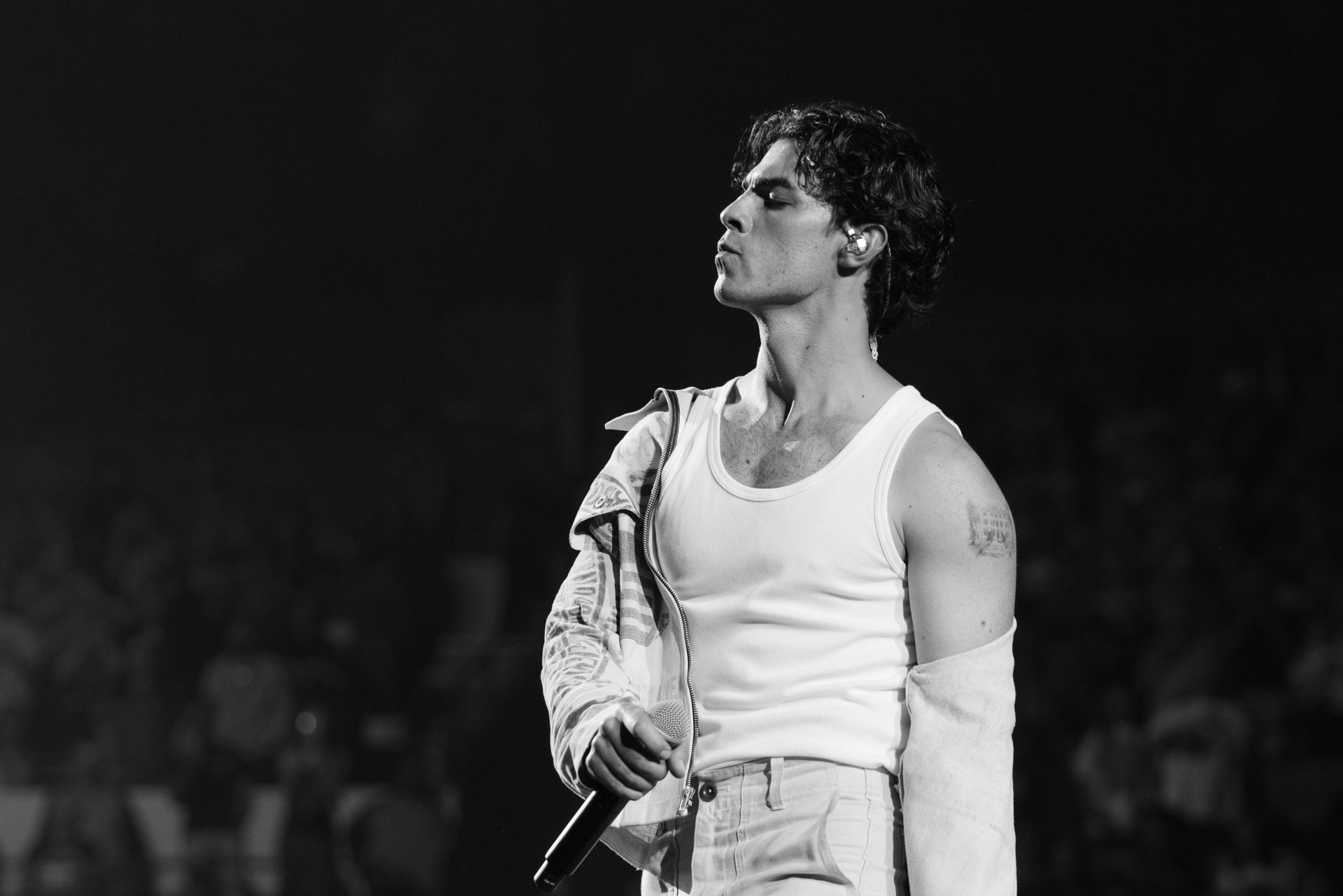 JB_10.9.23_show_76
