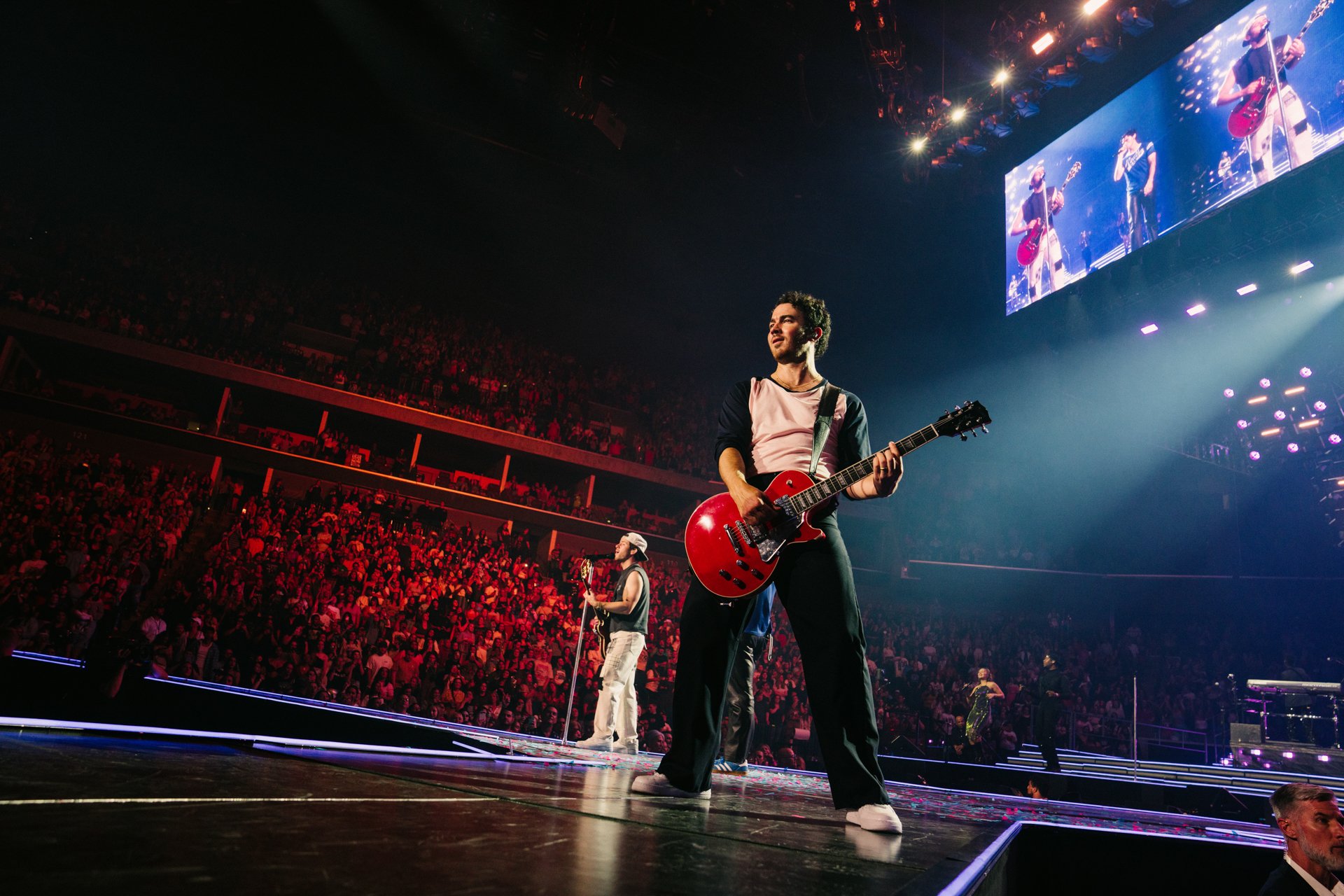 JB_100323-196