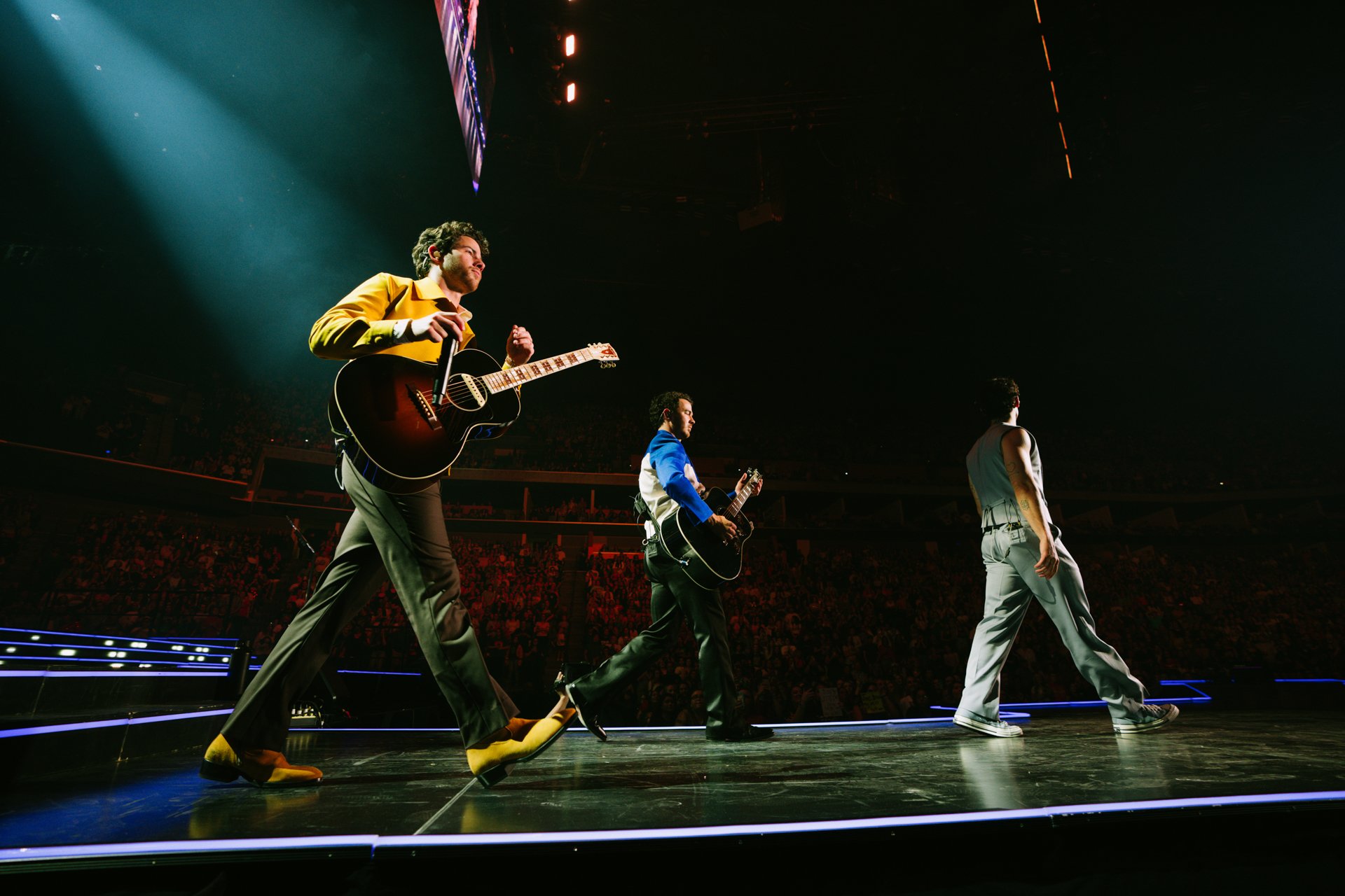 JB_100323-38