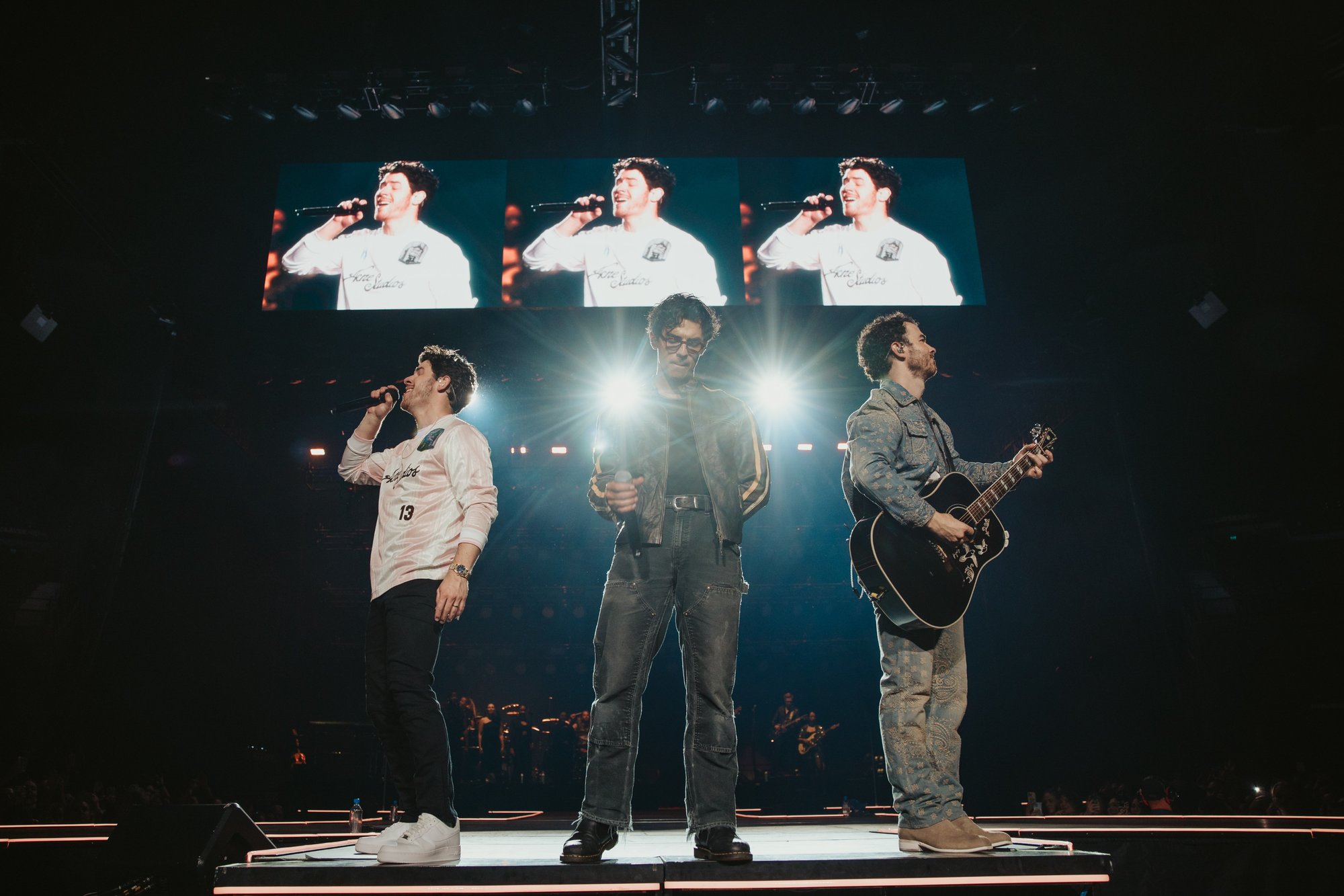 JonasBrothers_RodLaverNight1_HichamWahid-107