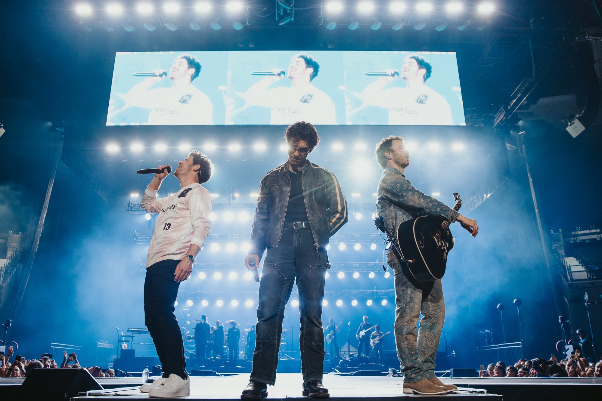 JonasBrothers_RodLaverNight1_HichamWahid-108