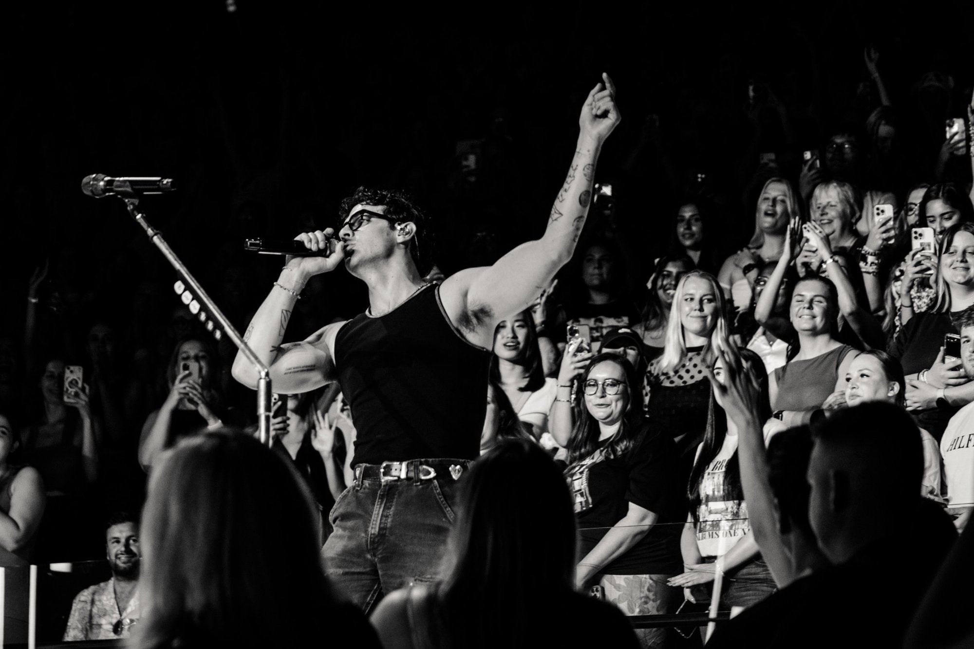 JonasBrothers_RodLaverNight1_HichamWahid-204