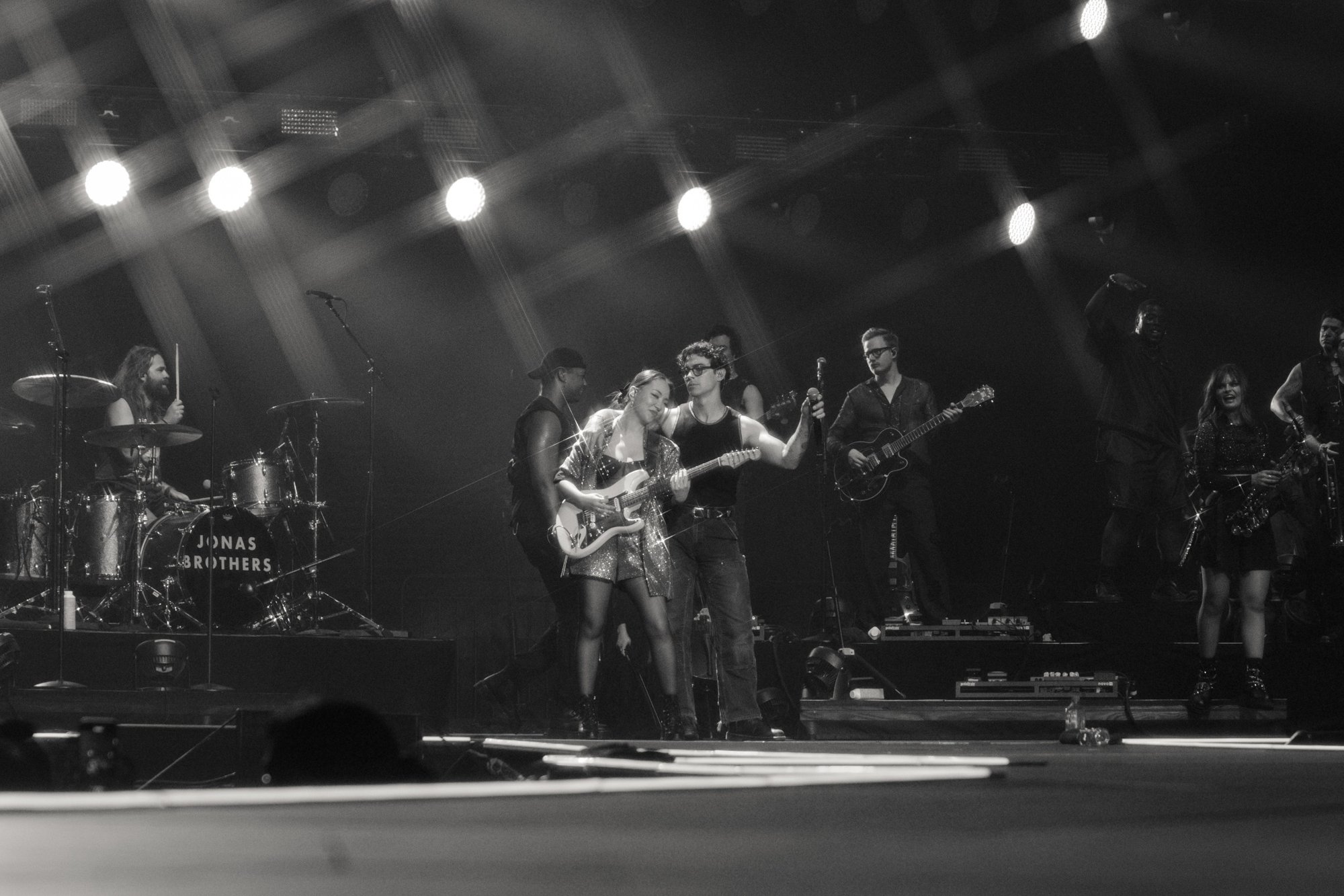 JonasBrothers_RodLaverNight1_HichamWahid-244