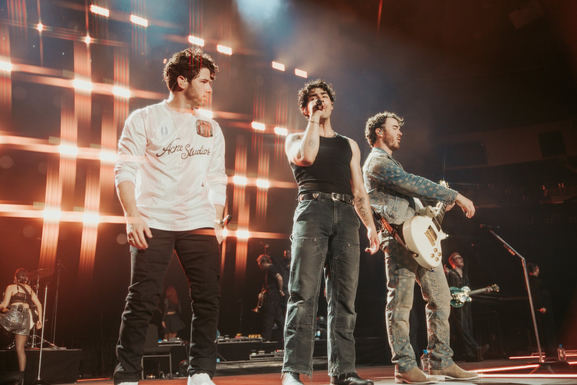 JonasBrothers_RodLaverNight1_HichamWahid-312