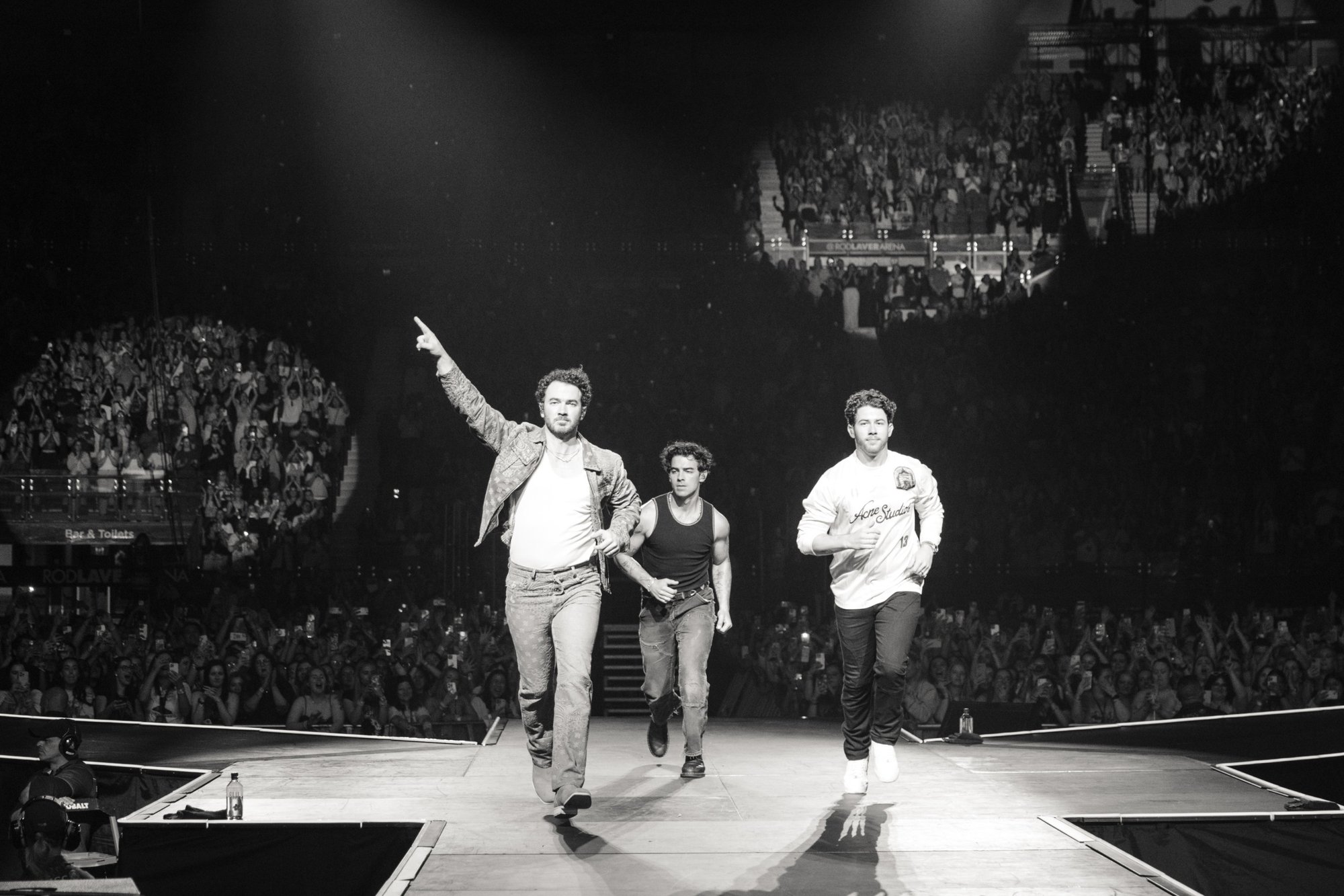 JonasBrothers_RodLaverNight1_HichamWahid-368