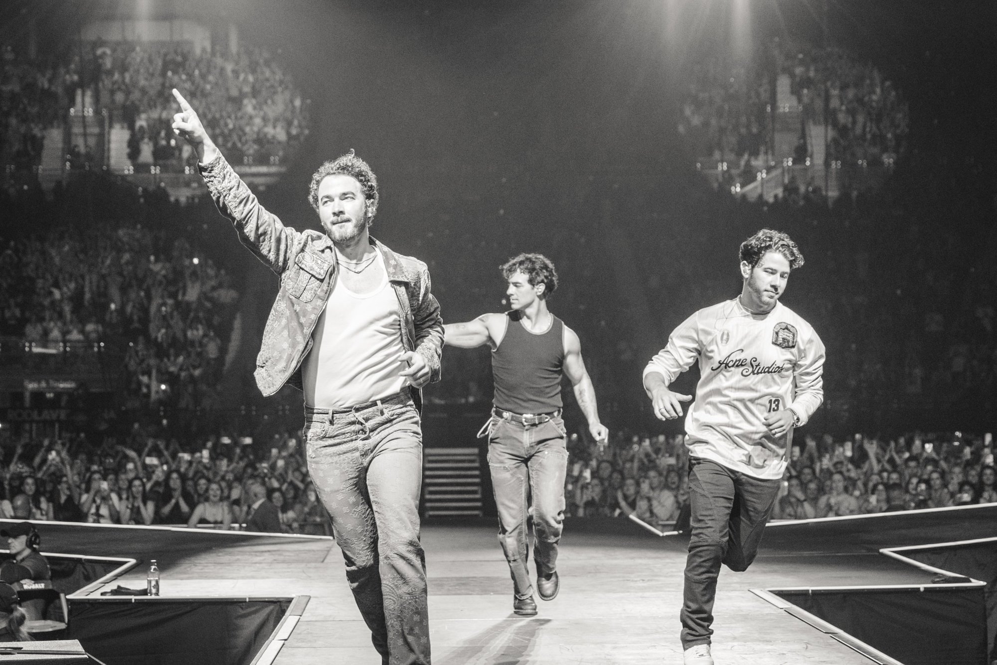 JonasBrothers_RodLaverNight1_HichamWahid-369
