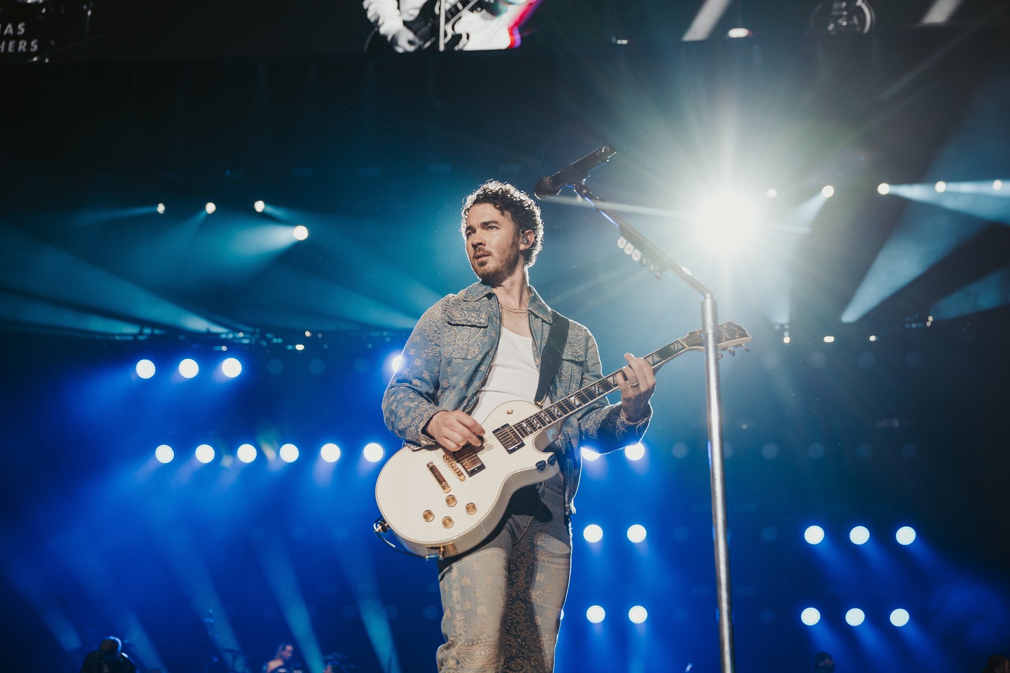 JonasBrothers_RodLaverNight1_HichamWahid-42