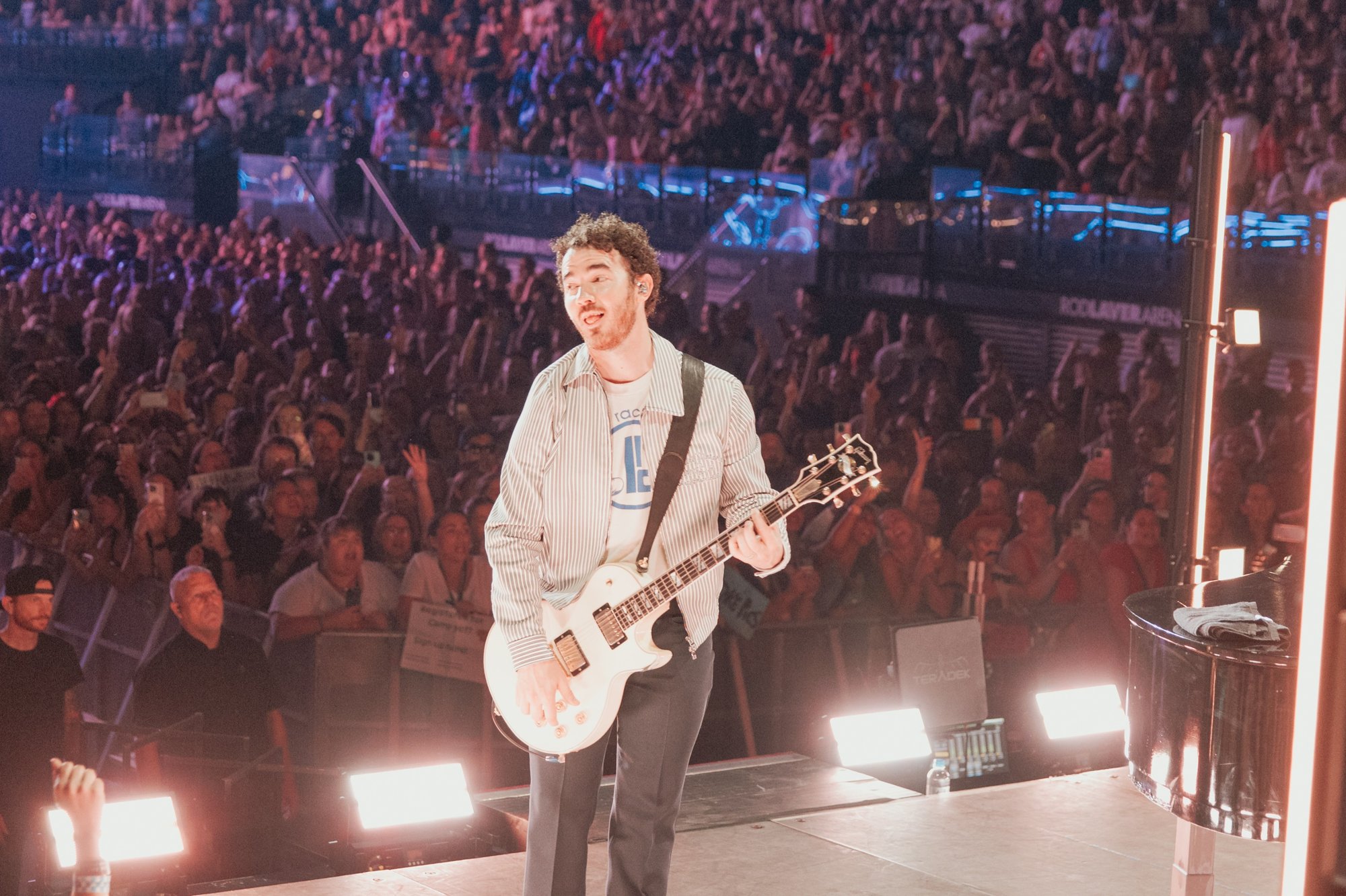 JonasBrothers_RodLaverNight2_HichamWahid-486