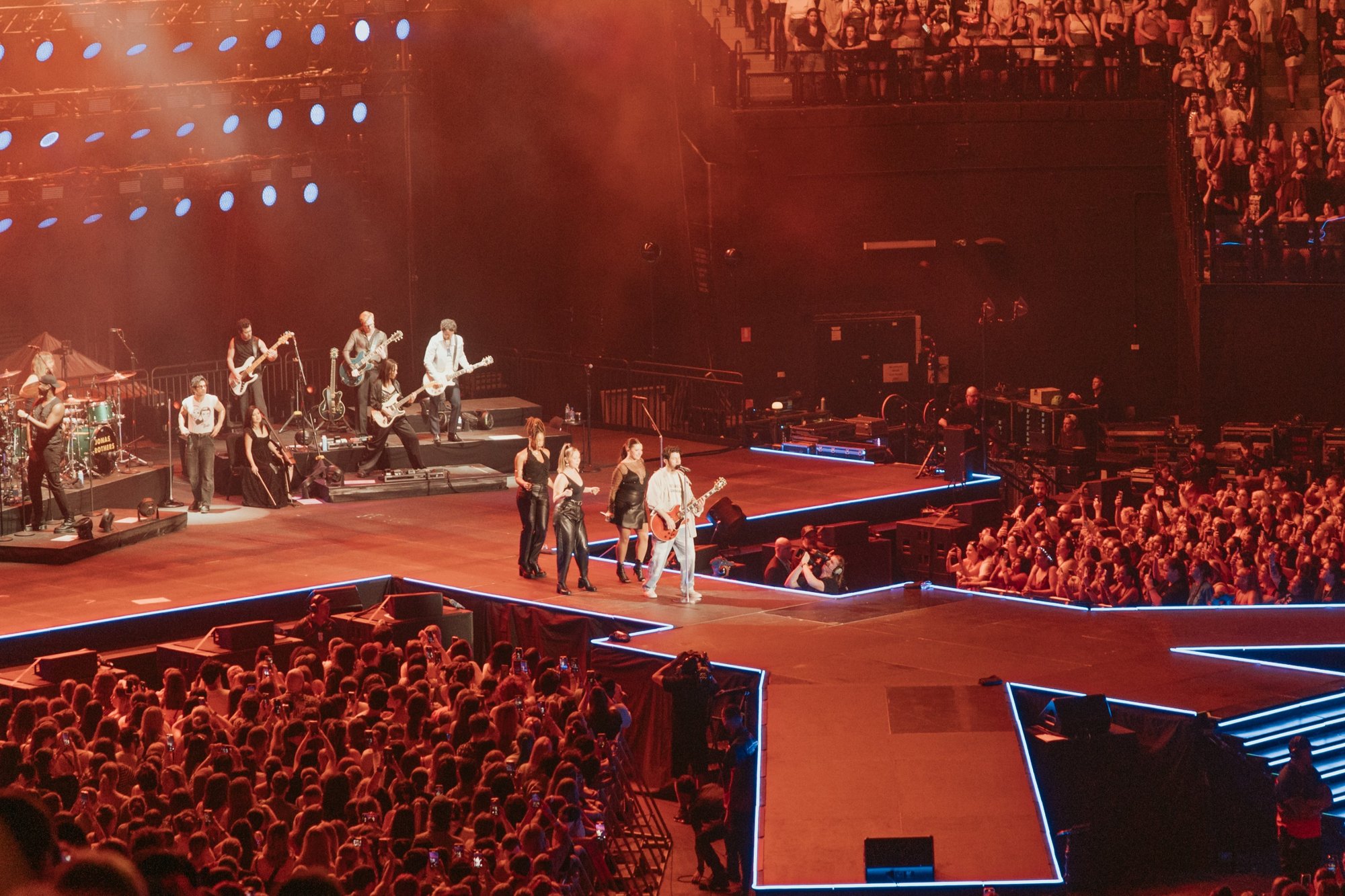 JonasBrothers_RodLaverNight2_HichamWahid-517
