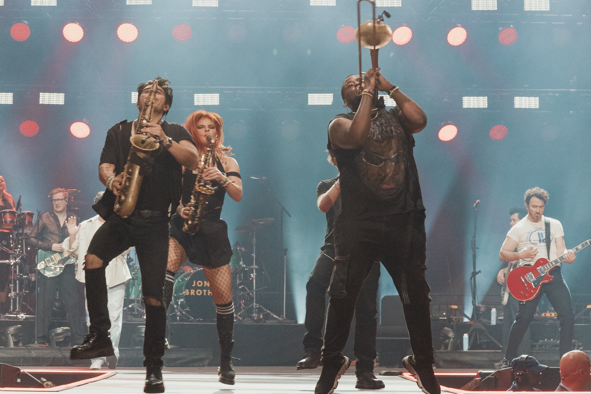 JonasBrothers_RodLaverNight2_HichamWahid-842