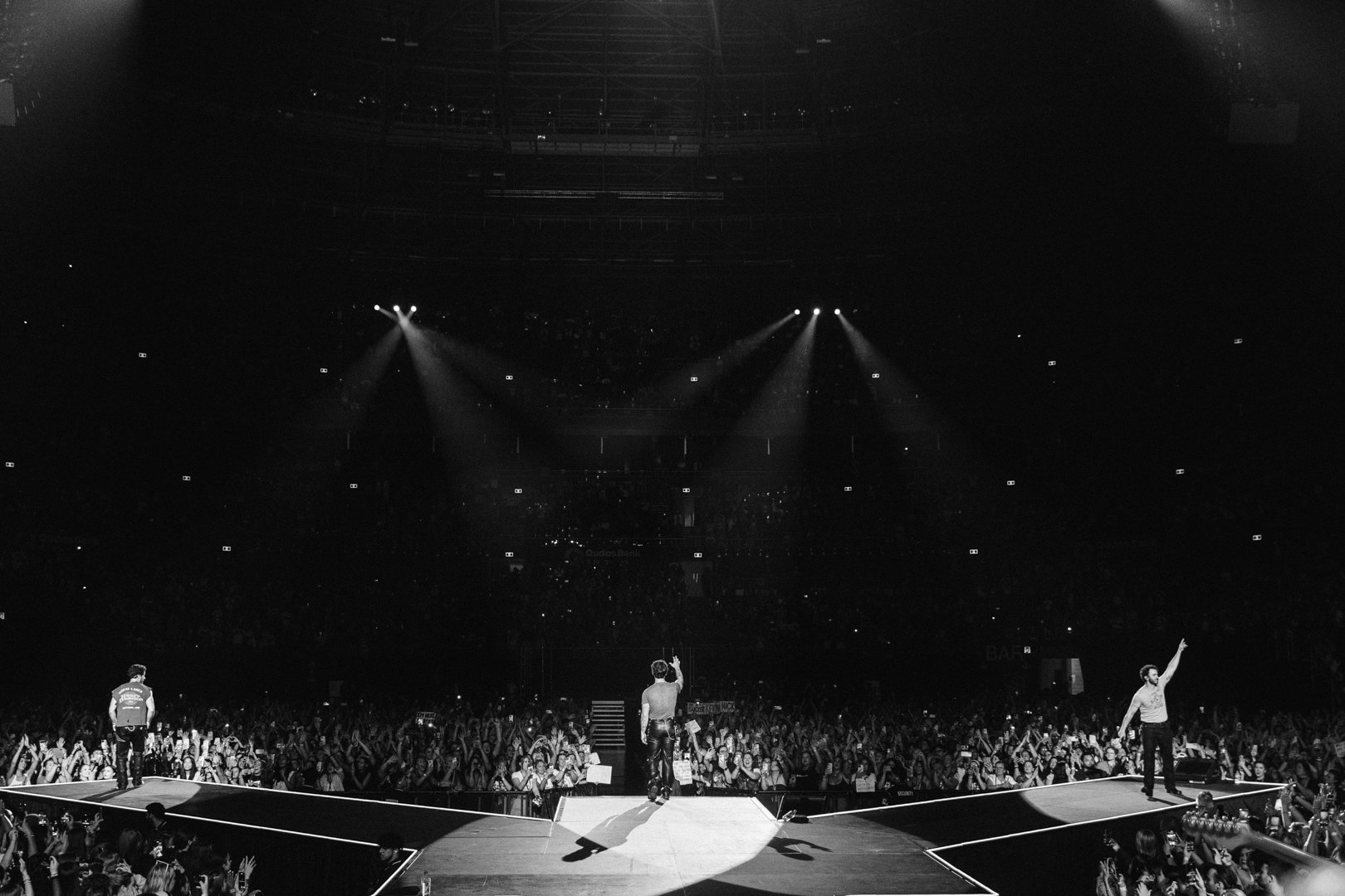 jonas brothers @ qudos bank arena, sydney - 02.03.24 - @jessgleeson-4101