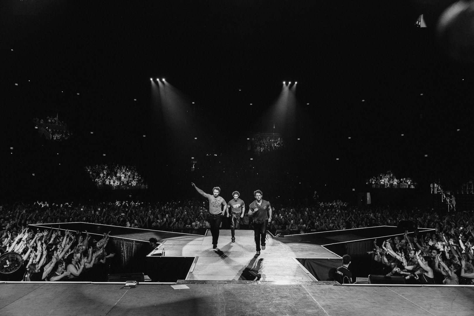 jonas brothers @ qudos bank arena, sydney - 02.03.24 - @jessgleeson-4124