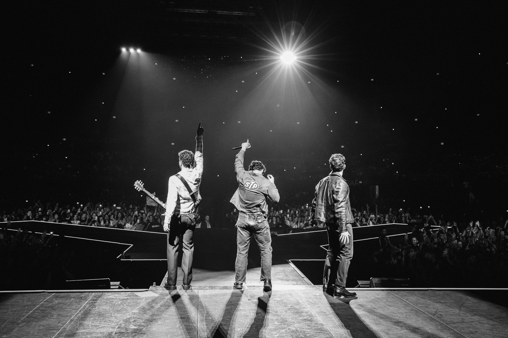 jonas brothers @ qudos bank arena, sydney - 02.03.24 - @jessgleeson-7391