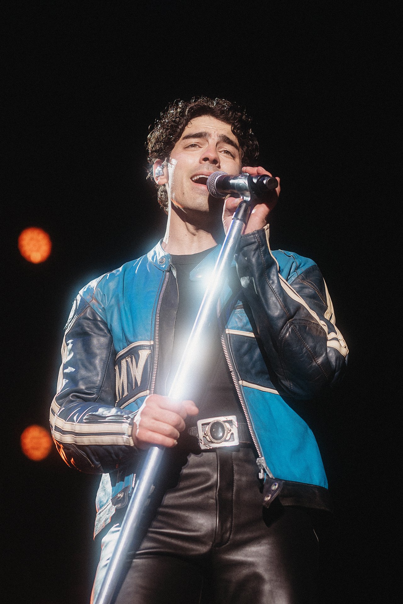 jonasbrothers_anendfor_015