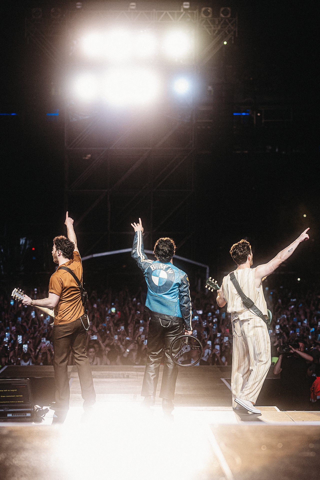 jonasbrothers_anendfor_016