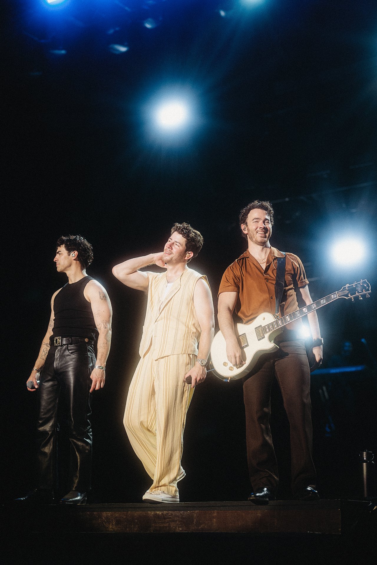 jonasbrothers_anendfor_049