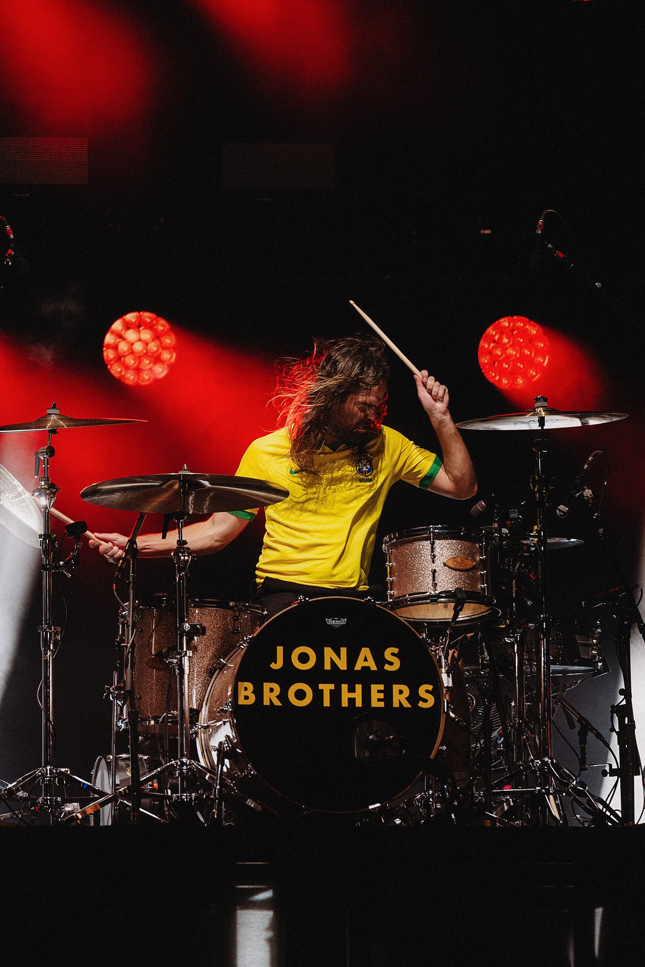 jonasbrothers_anendfor_055