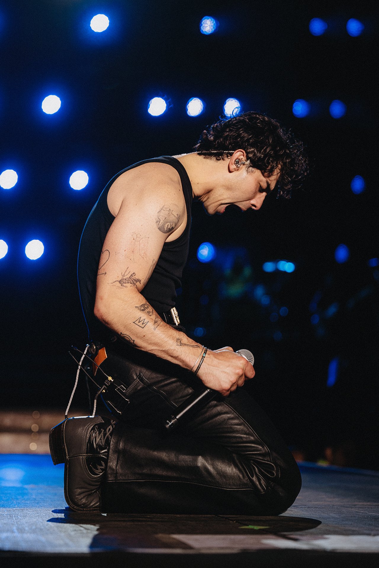 jonasbrothers_anendfor_065