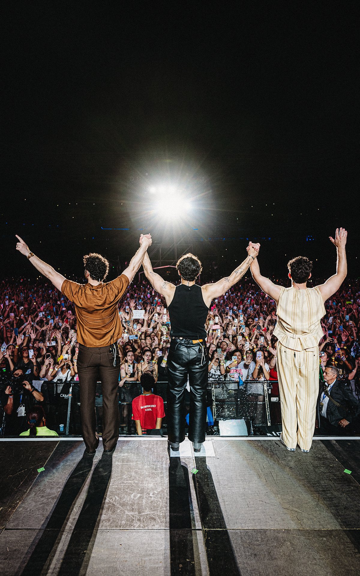 jonasbrothers_anendfor_087